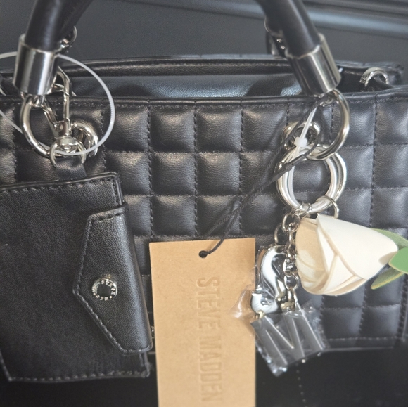 Steve Madden Black Quilted Bag with Silver Accents NWT - Picture 10 of 10